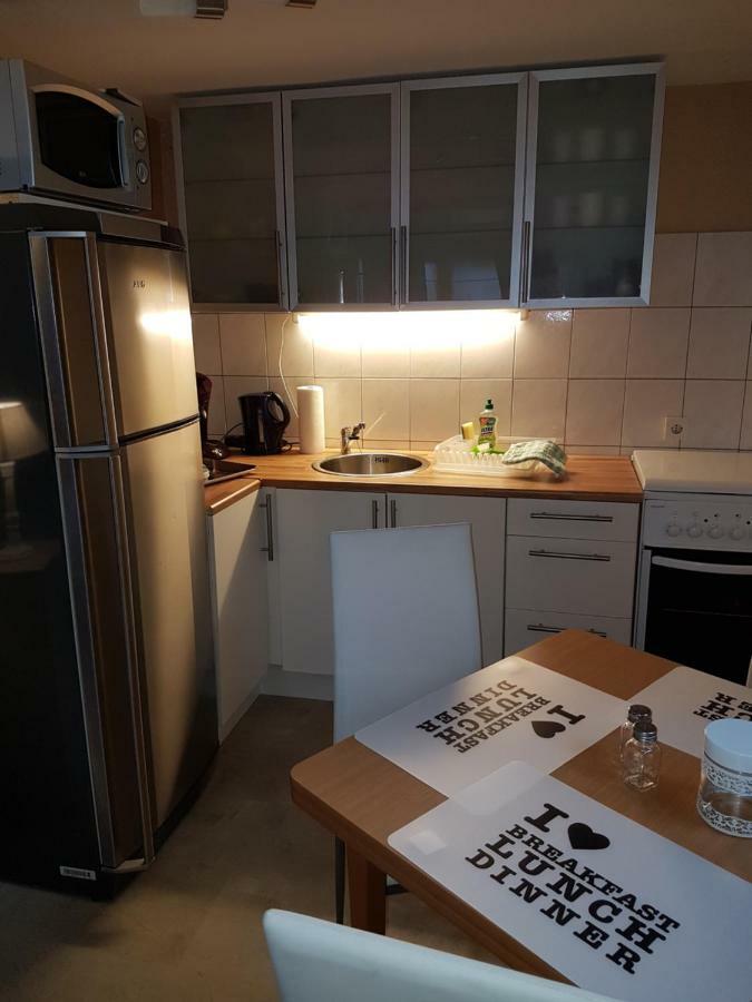 Koln-Bonn Appartment Весселинг Экстерьер фото